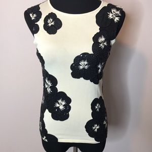 AnnTaylor gorgeous cream colored silk blend blouse w/floral black embellishments